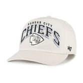 KANSAS CITY CHIEFS POMONA '47 HITCH RF RELAXED FIT SANDSTONE