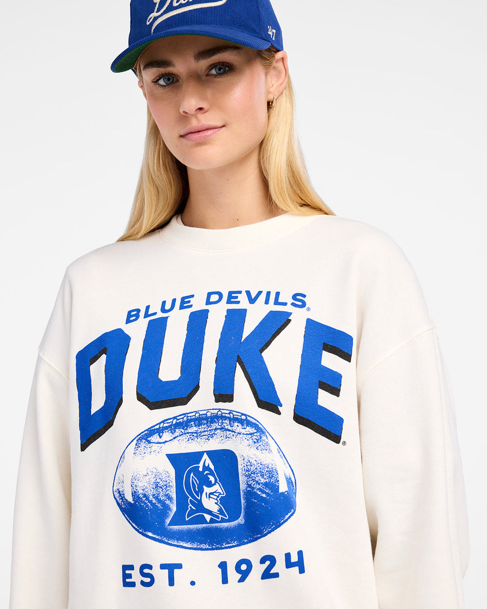 DUKE BLUE DEVILS ARCH CLOUD '47 OVERSIZED CREW WOMENS SANDSTONE