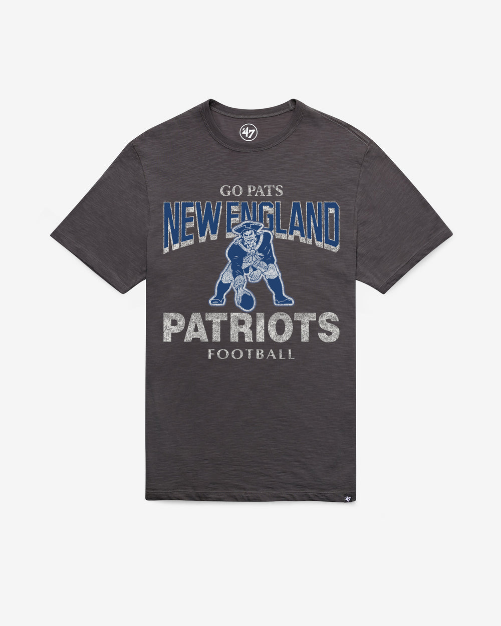 NEW ENGLAND PATRIOTS HISTORIC HEAD ON '47 SCRUM TEE CHARCOAL