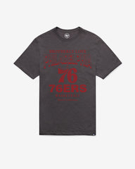 PHILADELPHIA 76ERS HEAD ON '47 SCRUM TEE CHARCOAL